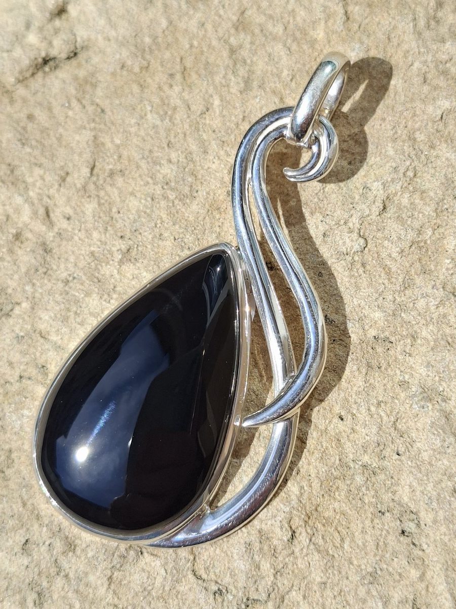 Pendentif en Onyx et argent 925 | Boutique Suisse La Géode