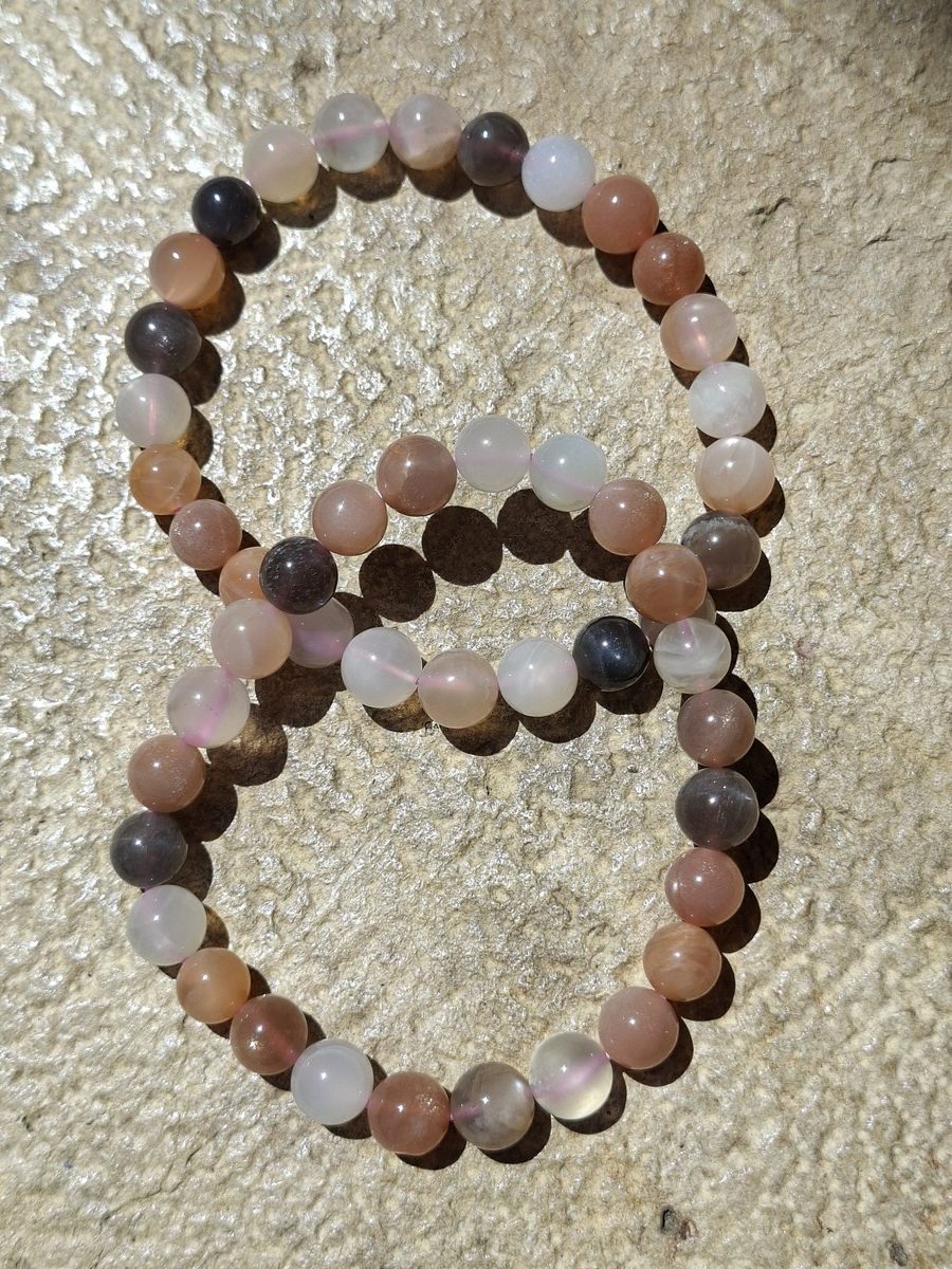 Bracelet en Pierre de Lune | Boutique suisse de pierres du monde & lithothérapie