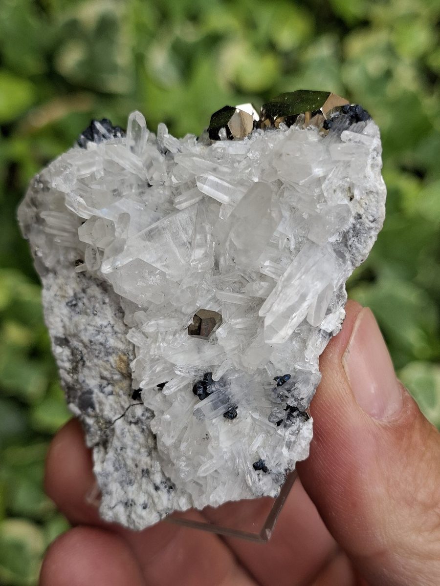 Amas de Quartz et Pyrite | Boutique suisse de pierres du monde & lithothérapie