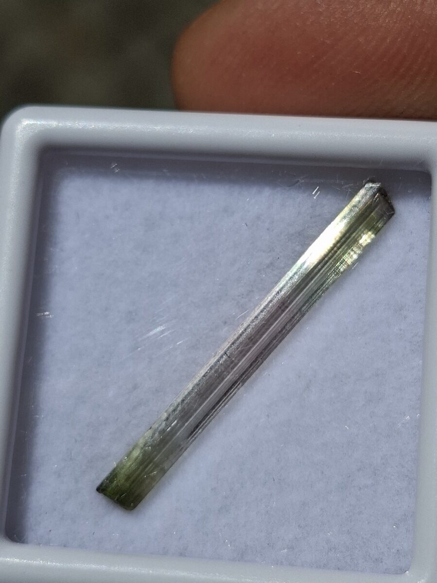 Tourmaline bicolore rose & verte | Boutique suisse de pierres du monde & lithothérapie