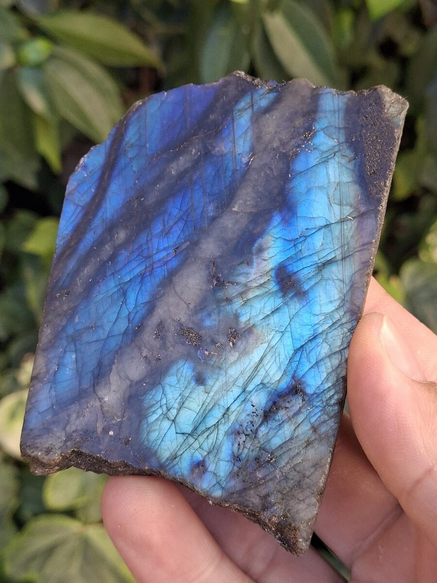 Labradorite 1 face polie de Madagascar | Boutique suisse de minéraux du monde