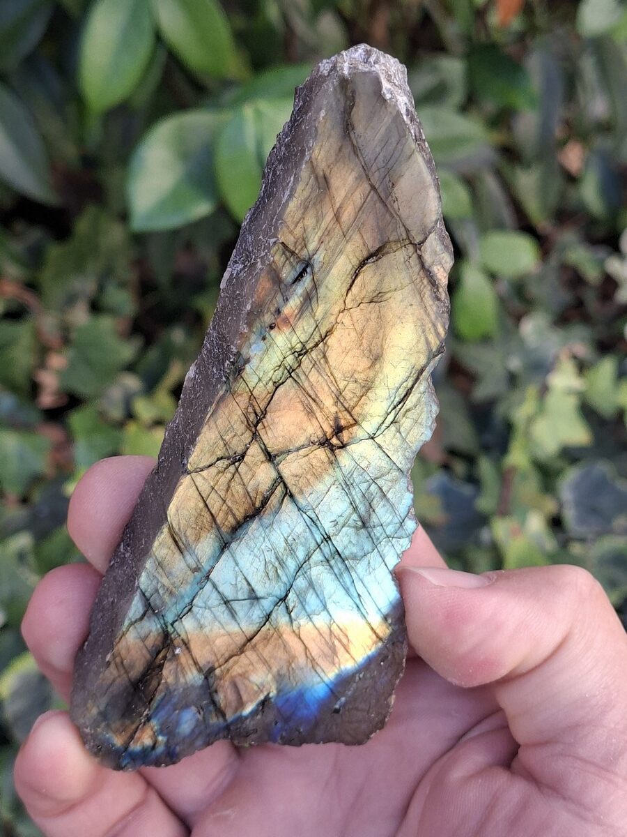 Labradorite 1 face polie de Madagascar | Boutique suisse de minéraux du monde