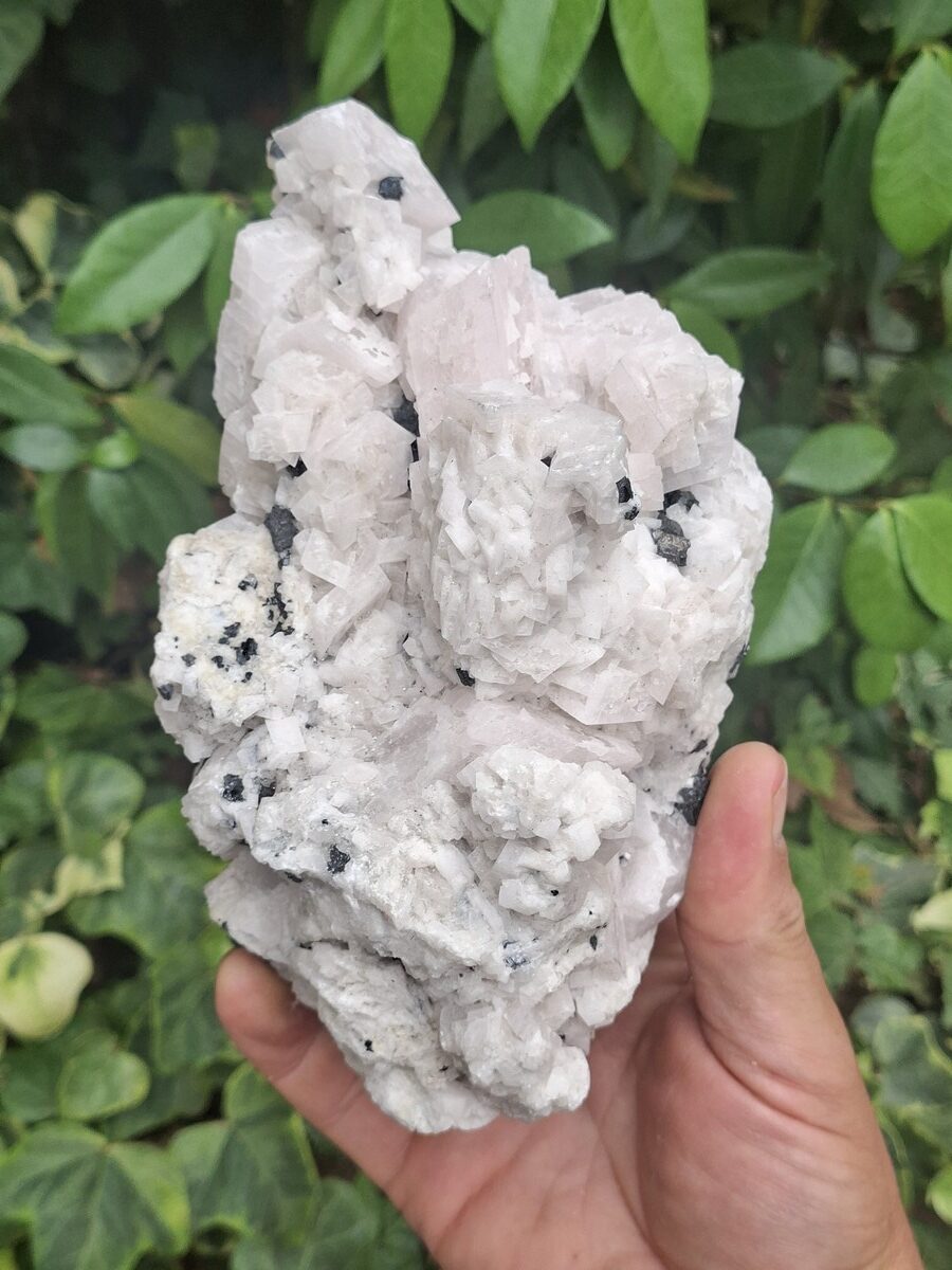 Pierre brute de Manganocalcite | Boutique suisse de minéraux du monde