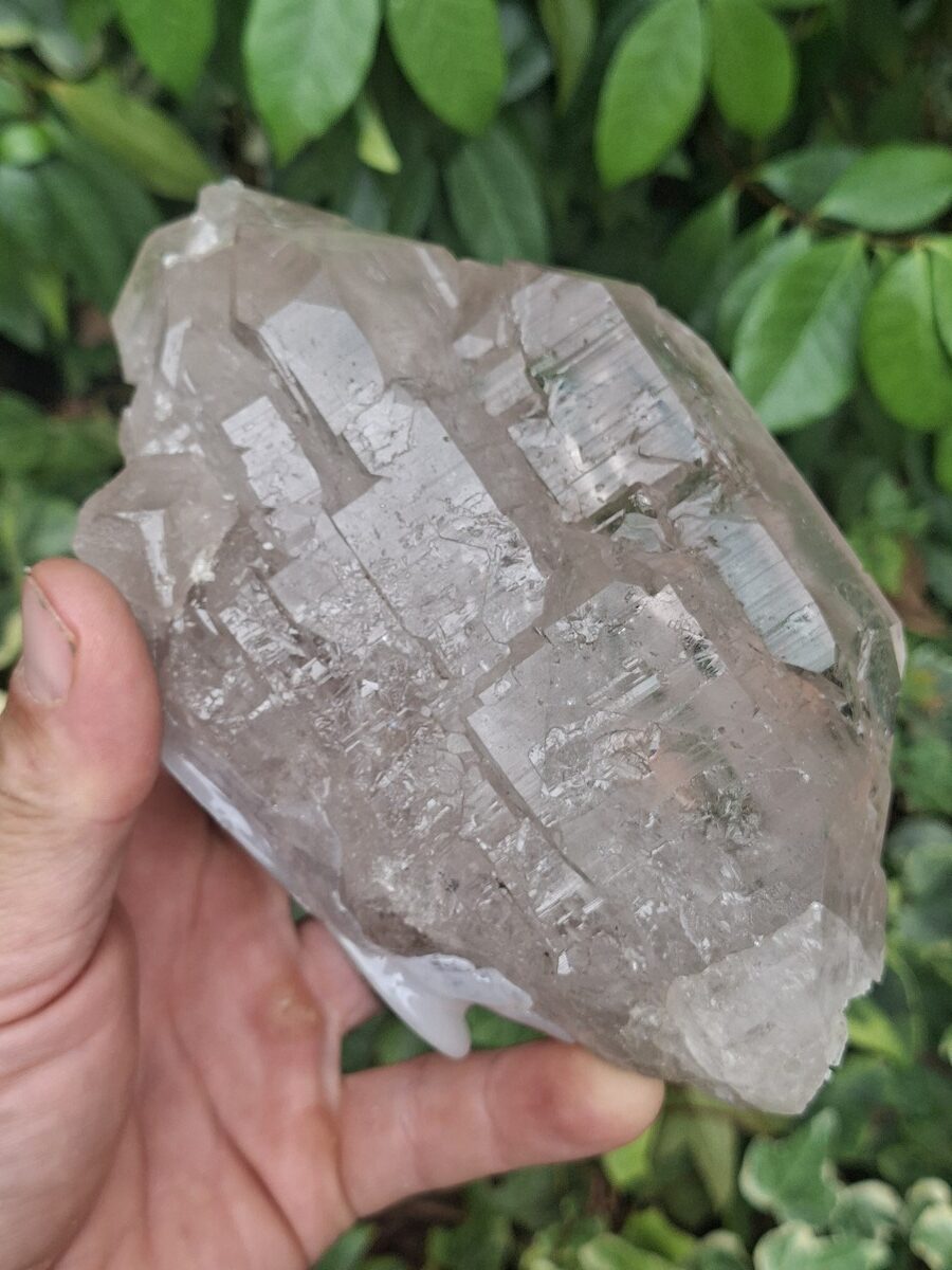 Quartz Gwindel Suisse | Boutique suisse de minéraux du monde